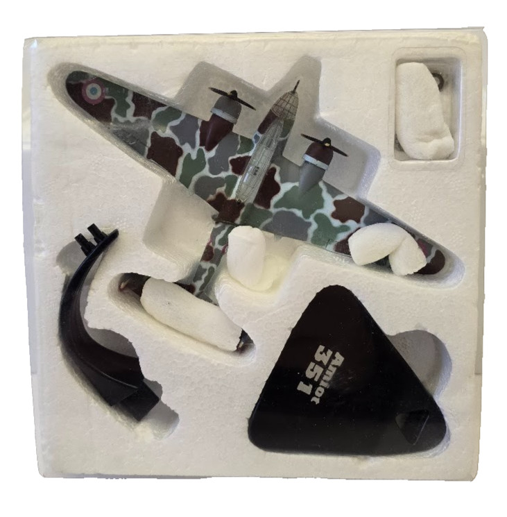 Atlas Amiot 351 1:144 WWII French Bomber Military Giants of the Sky Model