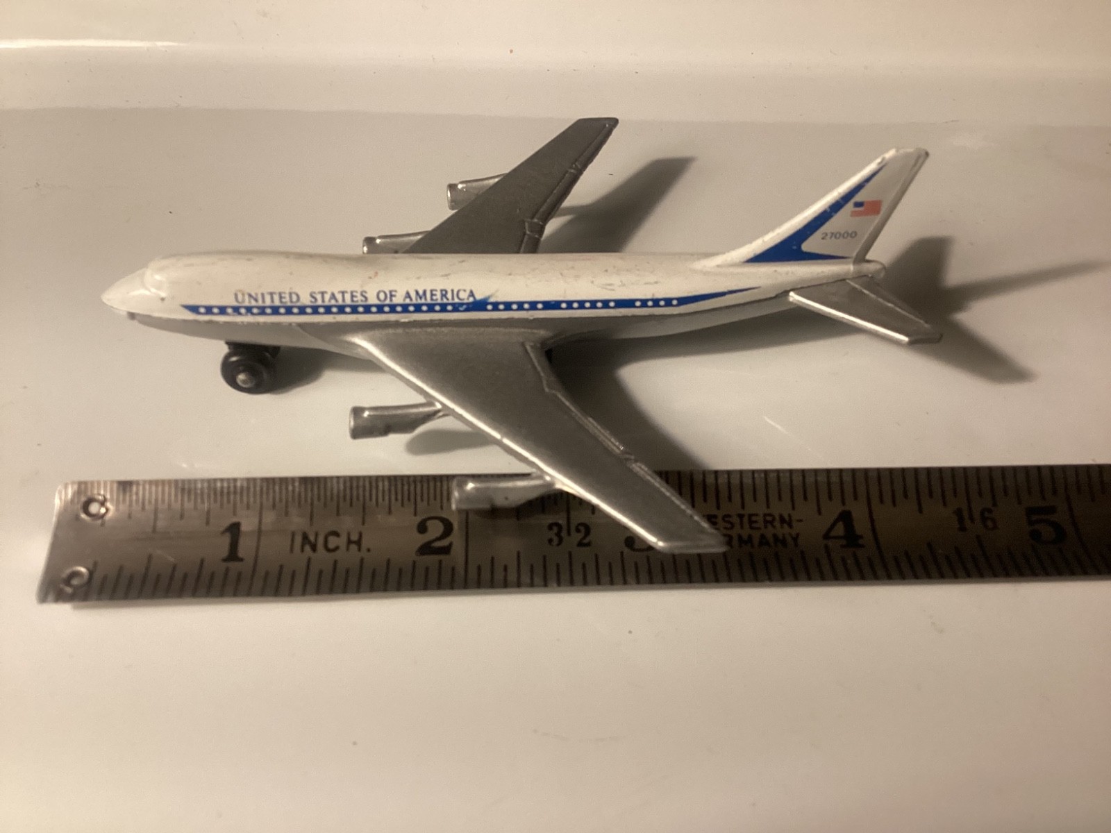 Vintage 1973 Matchbox Die Cast Sky Busters USA Boeing 747 SB-10 Air Force One