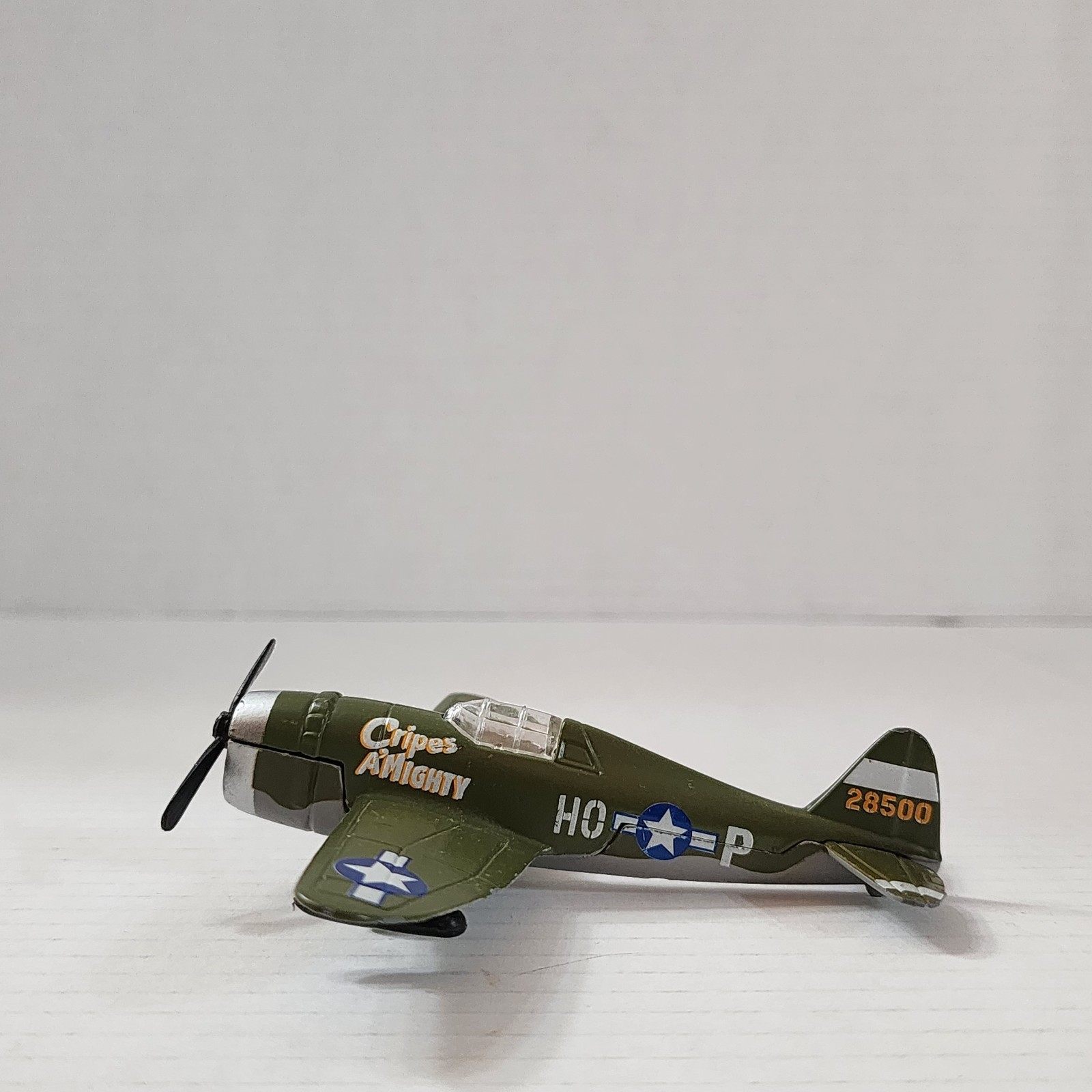 Maisto P47D Thunderbolt Fighter diecast fighter plane aircraft toy