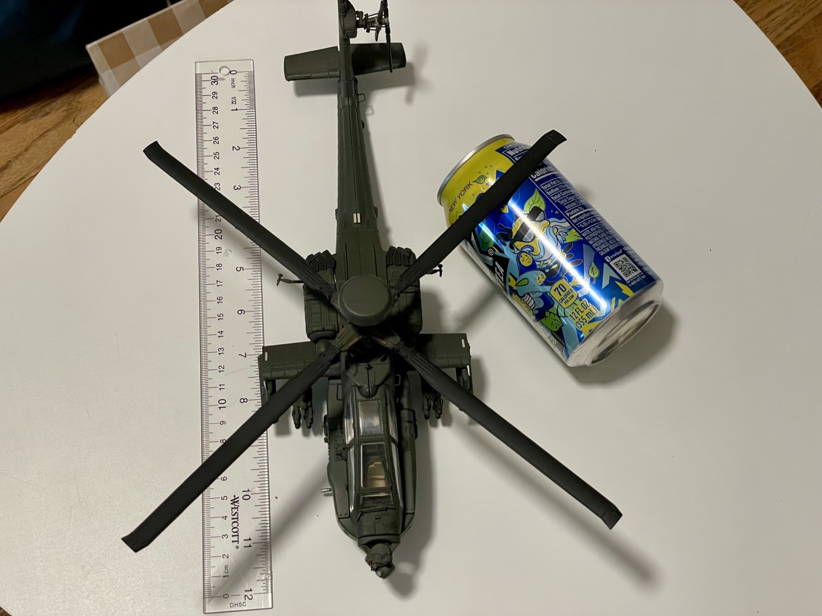 Franklin Mint Precision AH-64 Apache Longbow Die Cast Helicopter 1/48 Scale