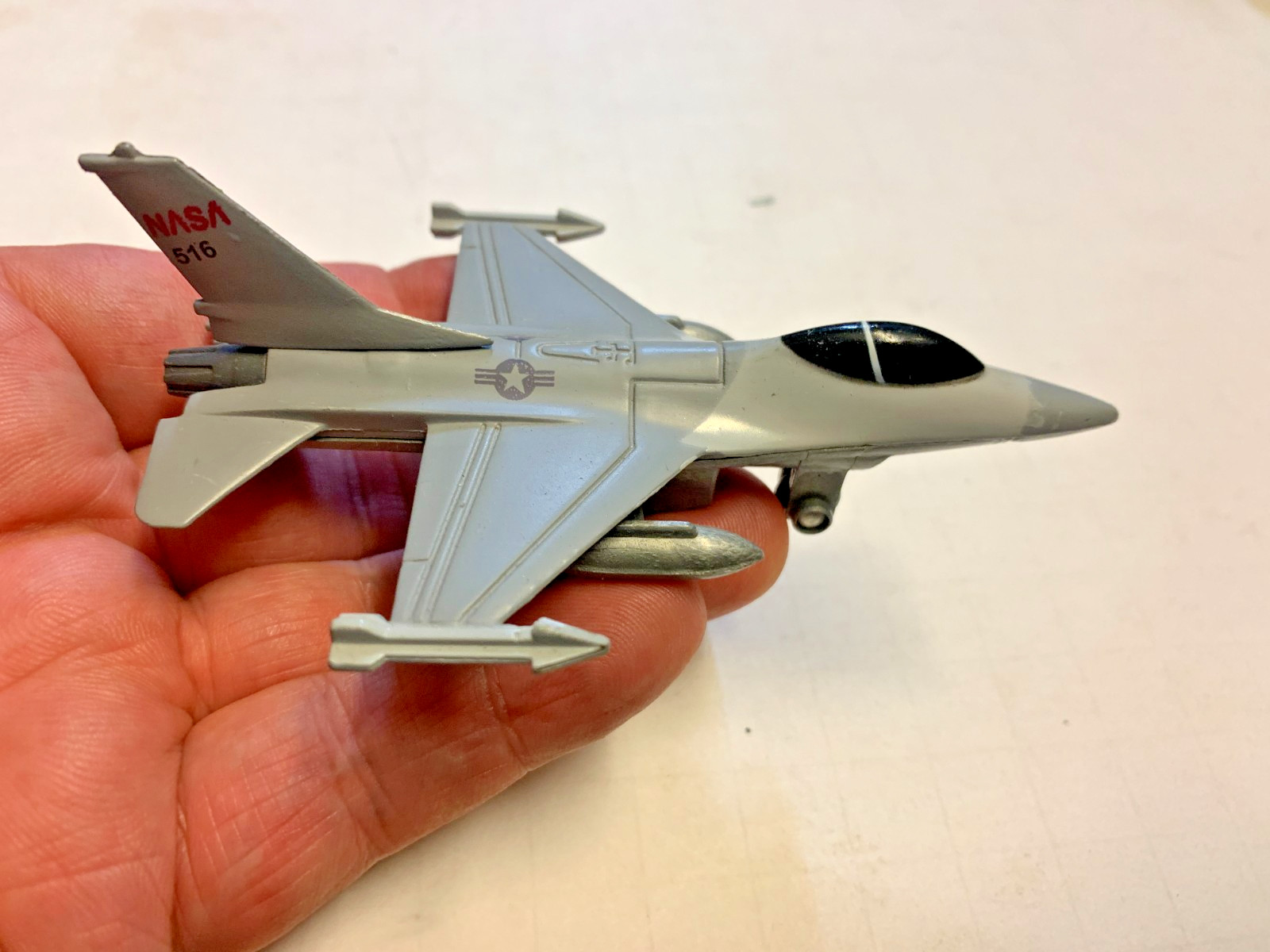F-16 Falcon Fighter NASA Pullback Motorized Toy Airplane 4″ x3″