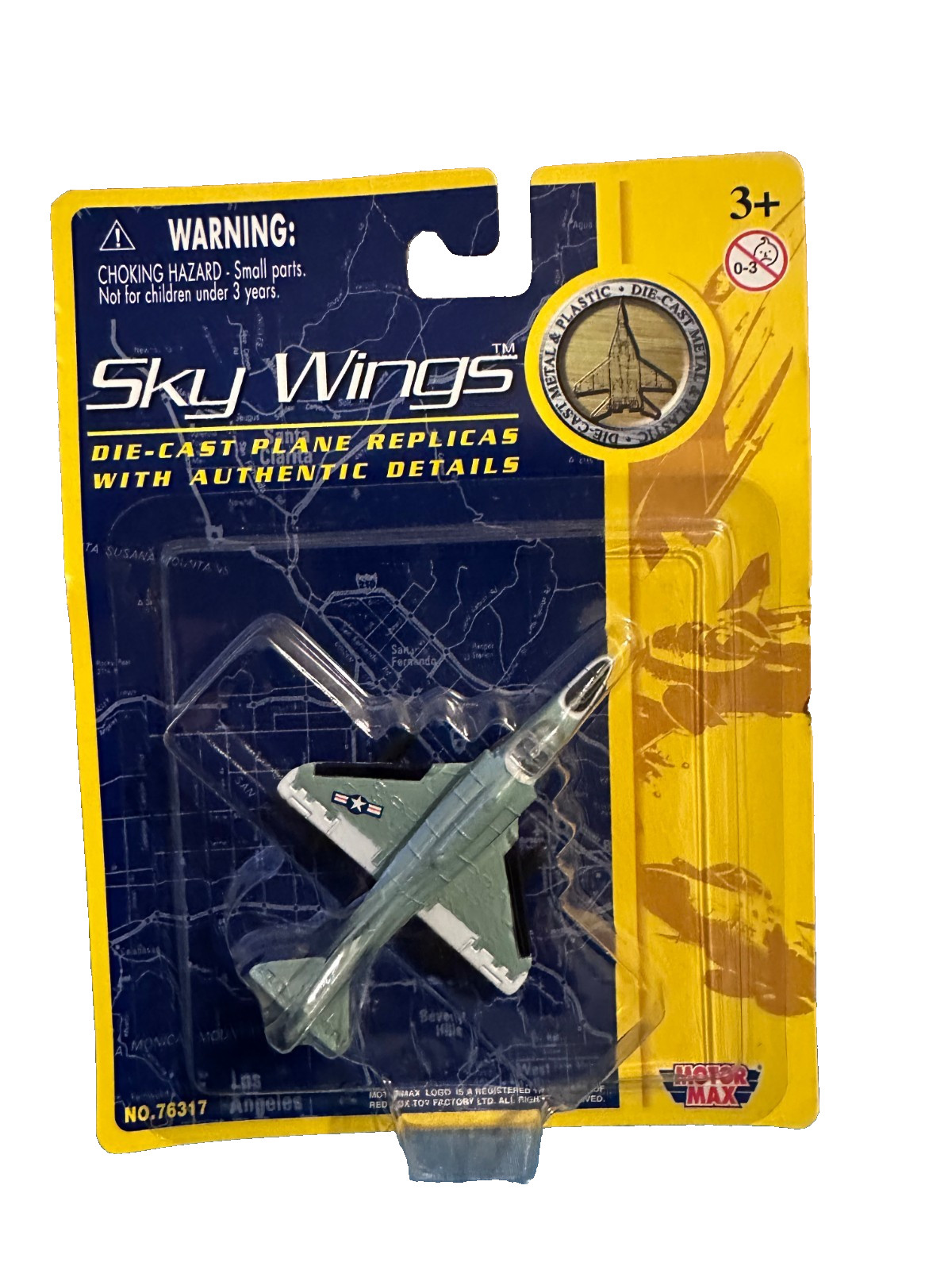 Motor Max Sky Wings Die-Cast Plane Skyhawk **NEW**