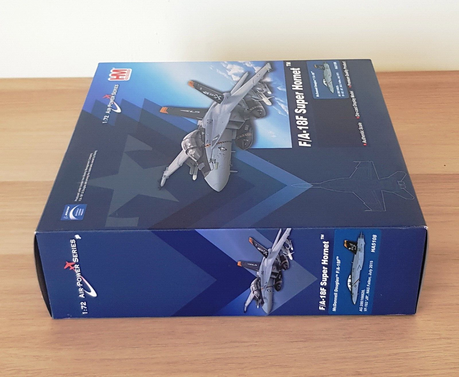 Hobby Master 1/72 HA5108 F/A-18 F USN VFA-103 Jolly Rogers, AG200, NAS Fallon
