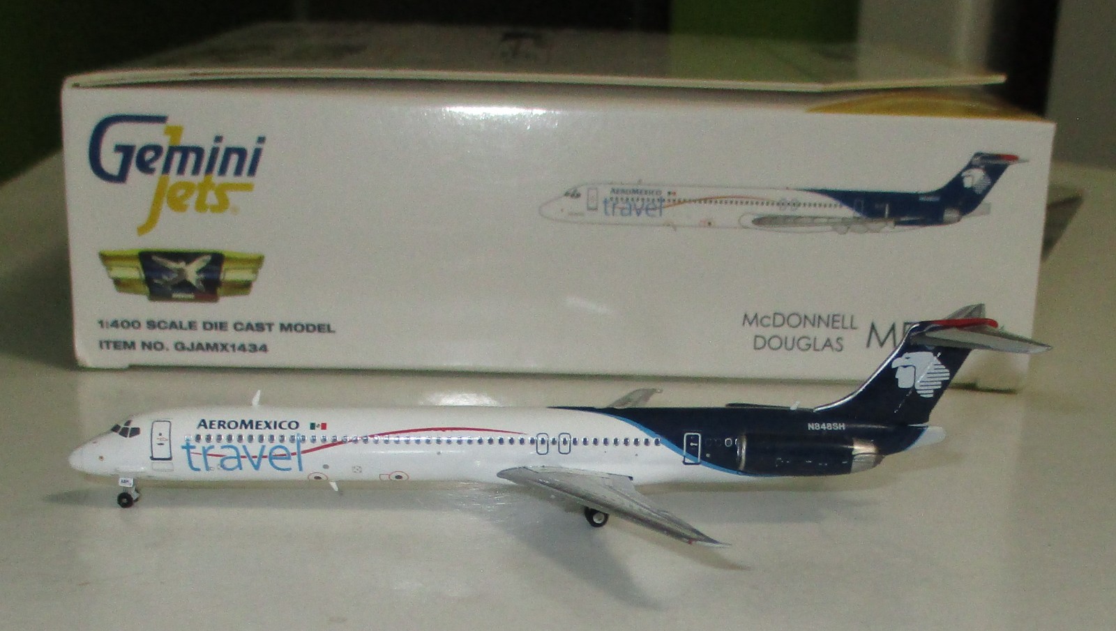 Gemini Jets 1:400 Aeromexico Travel Airlines MD-83 #N848SH – GJAMX1434