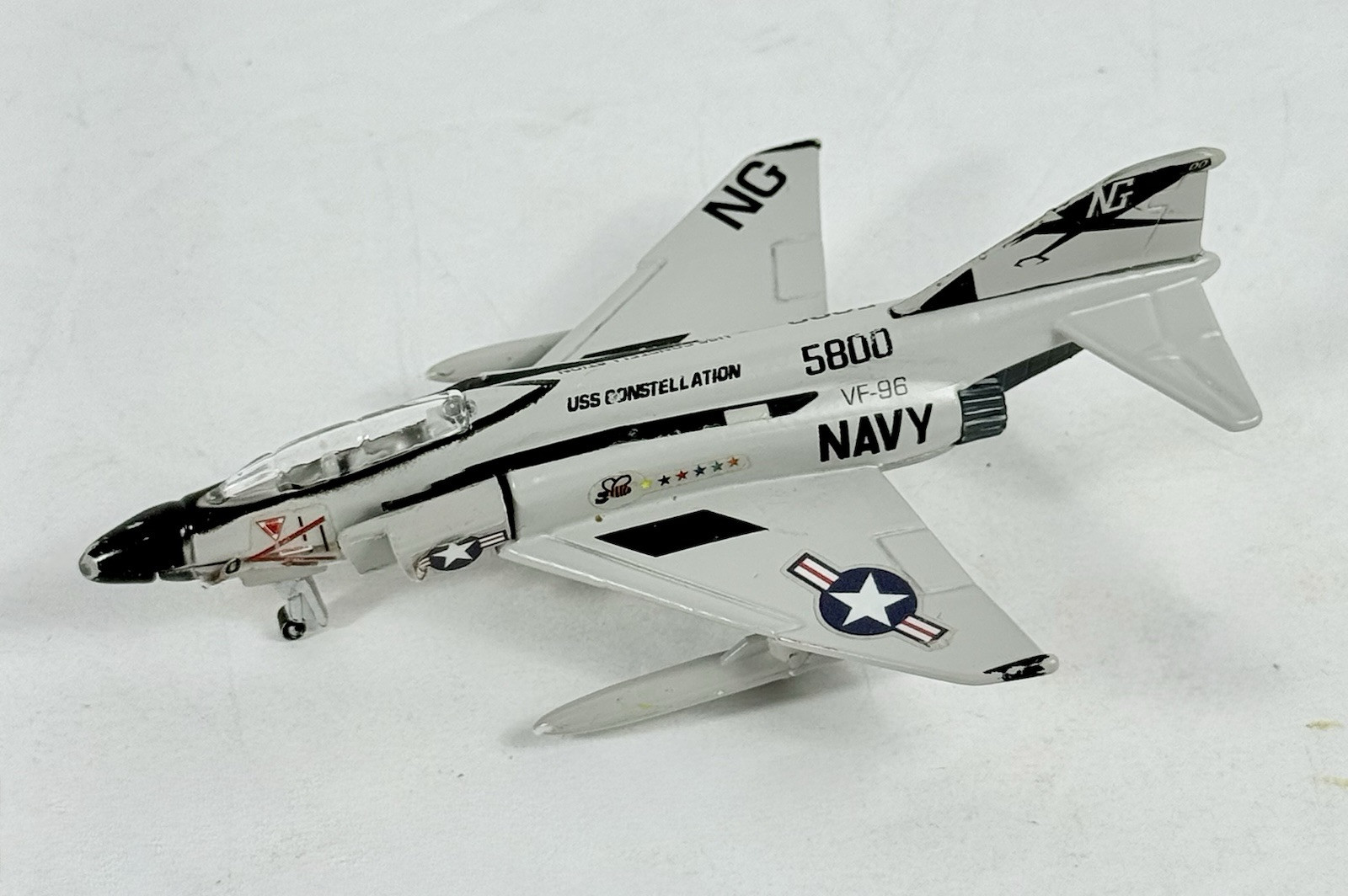 Maisto Special Edition Air Force U.S. Navy F-4J Phantom II USS Constellation