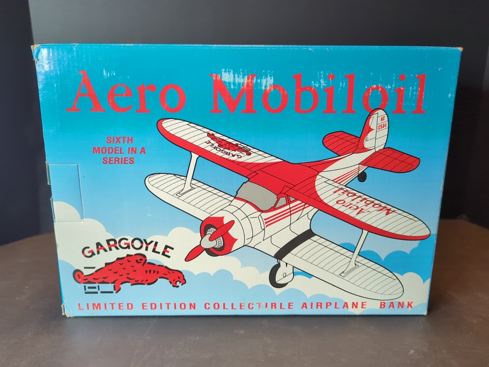 Vintage Aero Mobiloil Model D17 Beechcraft Staggerwing Die Cast Airplane Bank