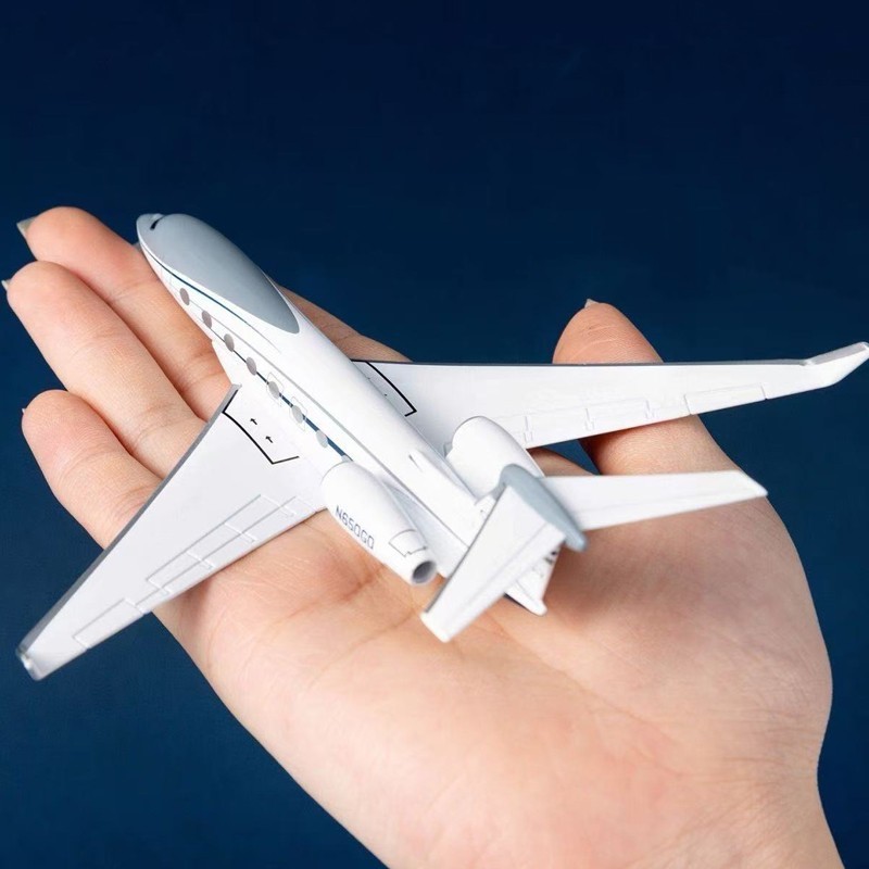 1:200 Gulfstream G650ER Miniature Airplane Model Diecast Static Display Gift