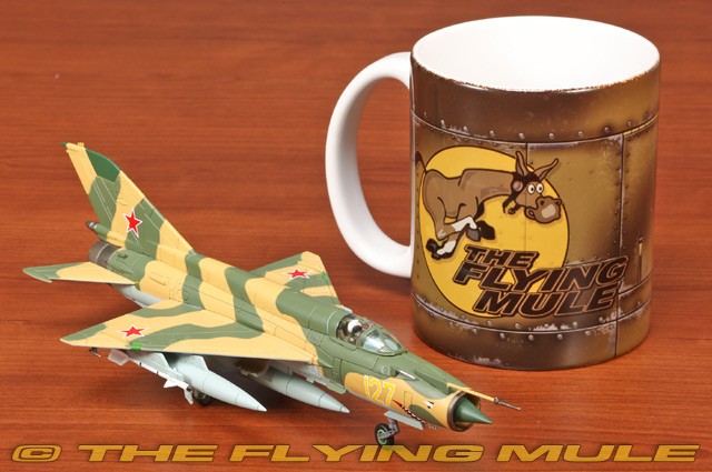 Hobby Master 1:72 MiG-21SM Fishbed-J Soviet Air Force 812th UAP Yellow 127