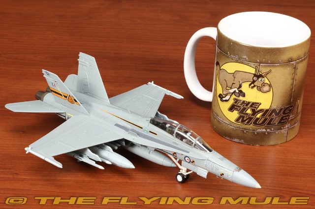 Hobby Master 1:72 F/A-18B Hornet RAAF ARDU A21-101