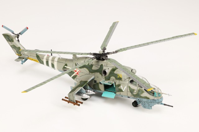 Panzerkampf 1/72 Mi-24V Hind-E Helicopter Russian Army