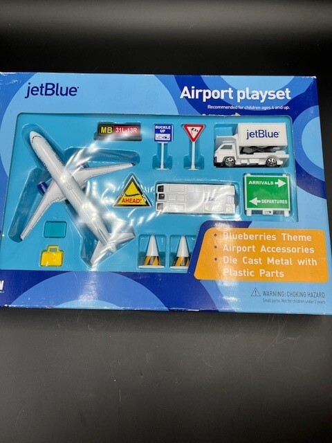 Jet Blue Airline Airplane Airport Playset Truck Signs etc Daron Toys Diecast