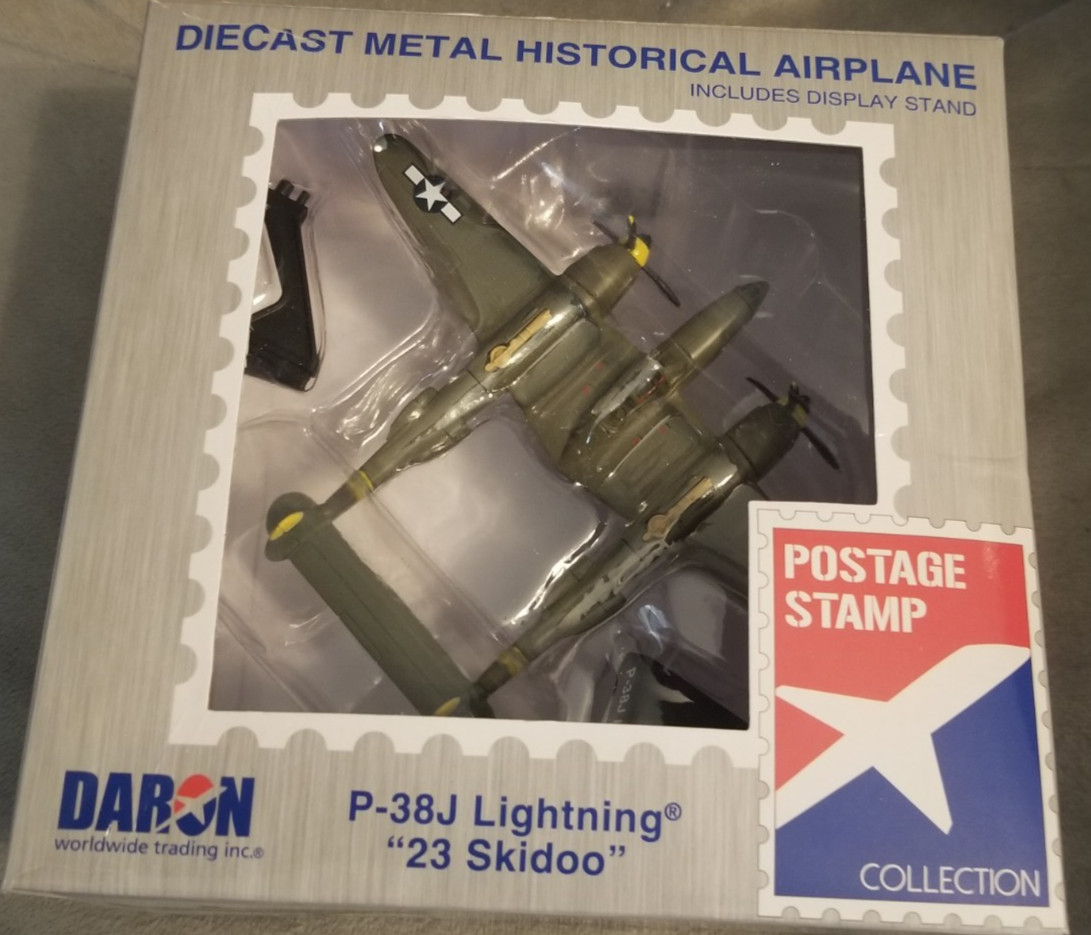 P-38J USAAF 23 Skidoo WWII Fighter PS5362-4 Daron Postage Stamp Models 1/115