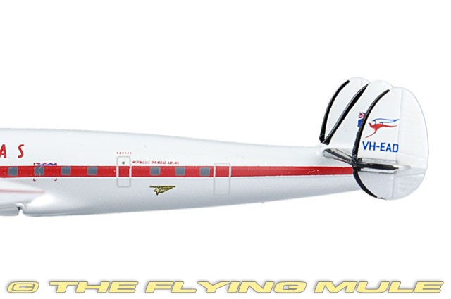 Dragon Models 1:400 L-1049G Super Constellation Qantas Airways VH-EAD