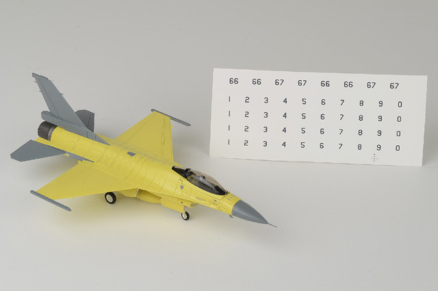 Hobby Master 1/72 F-16V Fighting Falcon w/Decal Sheet ROCAF