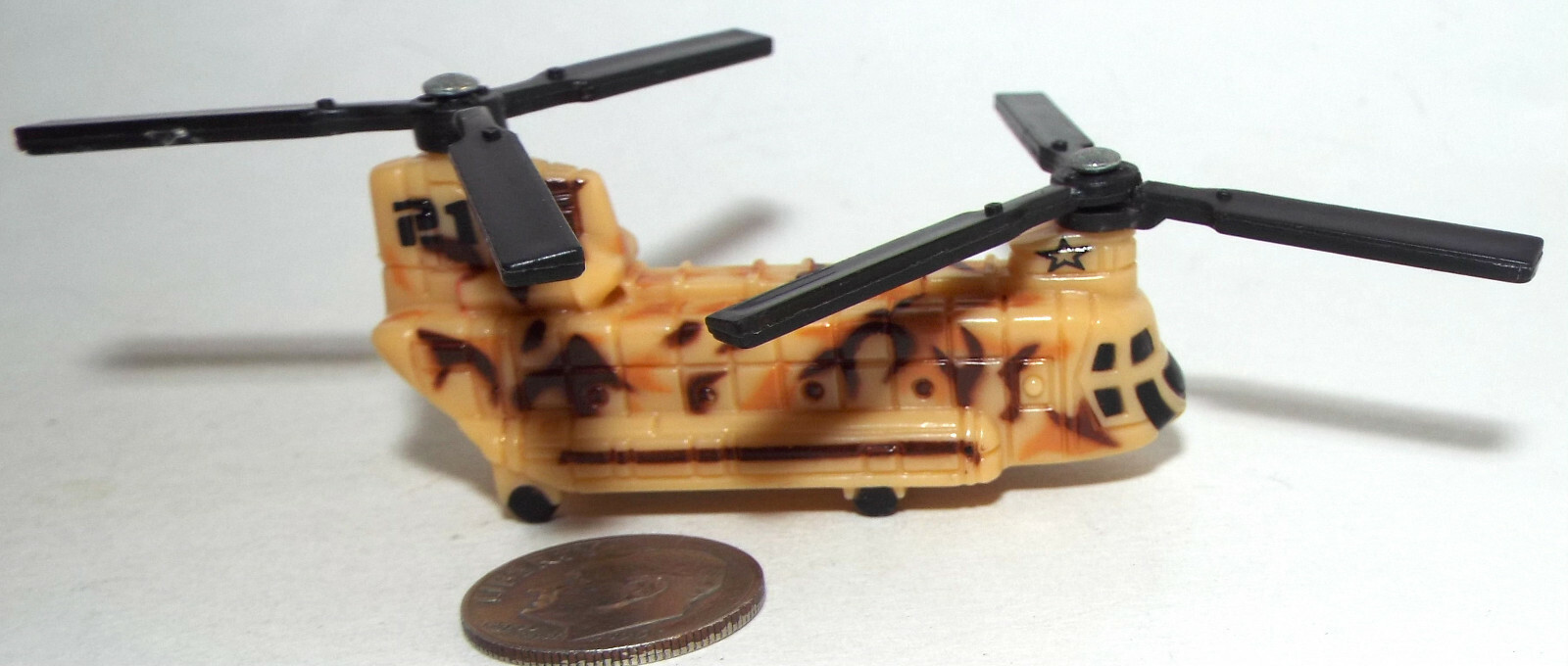 Mini Hot Wheels Plastic Military CH-47 Chinook Helicopter in Light Desert Camo