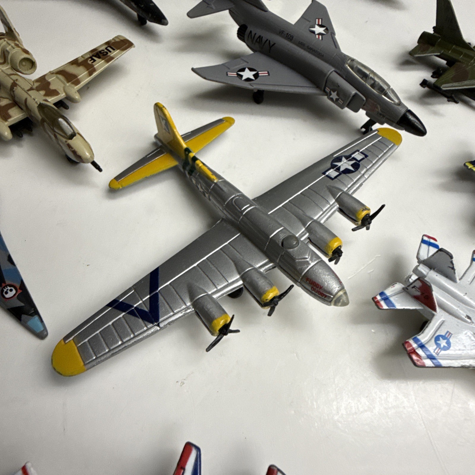 Diecast Aircraft Planes Lot Of 41 Assorted Mixed Military Airplanes Jets – As Is