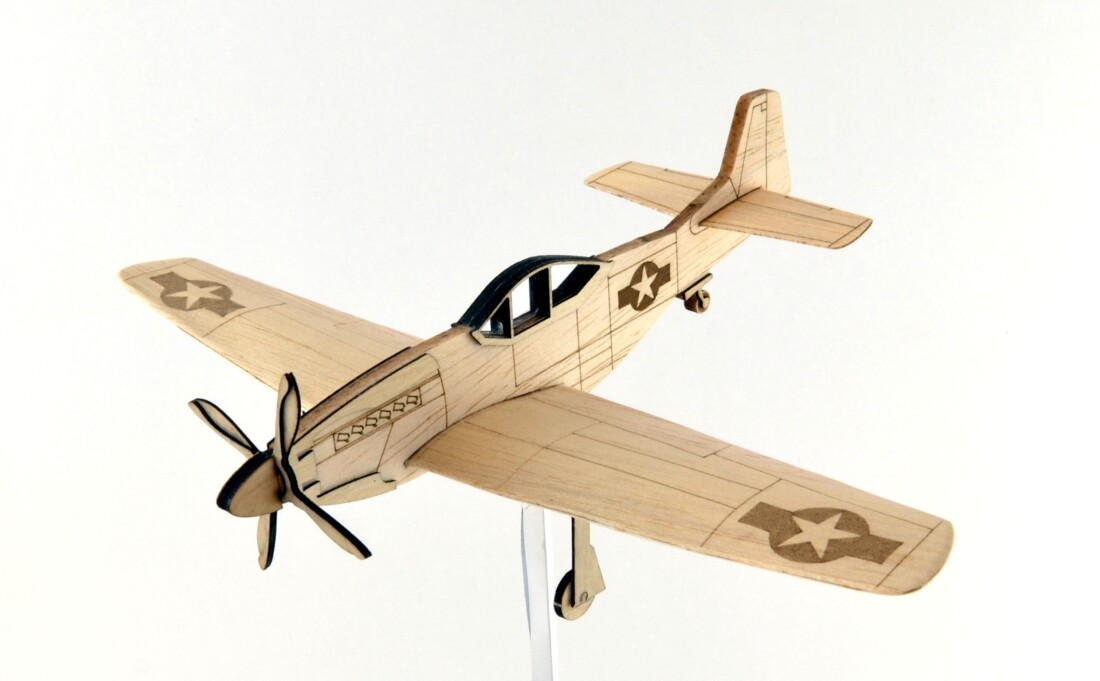 Anner Factory E03A4 – N.A. P51D Mustang 1:48 Model Kit Balsa & Aviation Plywood