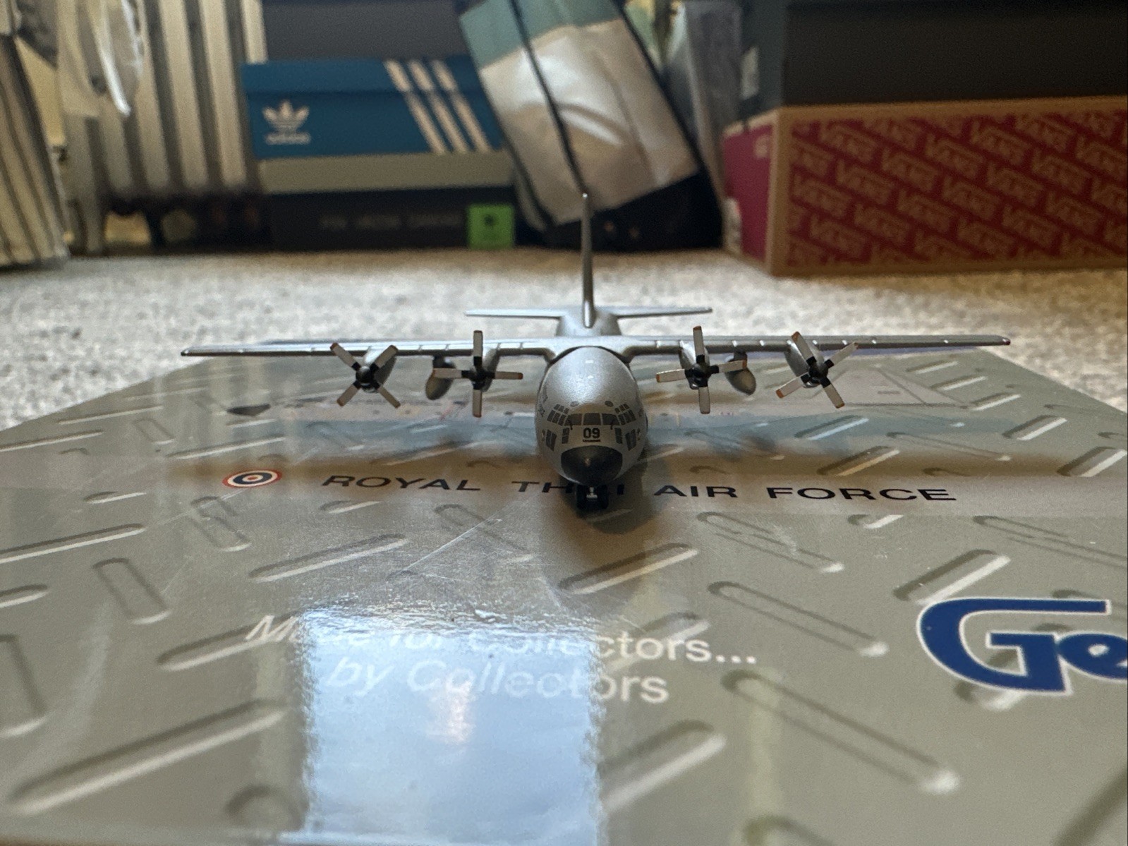 Royal THAI Air Force Lockheed C-130H 60109 1/400 scale diecast GeminiMacs