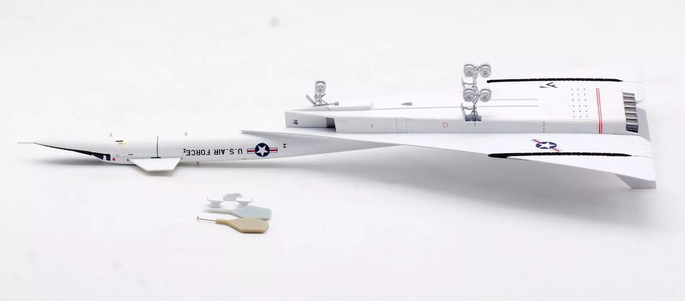 SQ Wings 1/200 L2081 North American XB-70 Valkyrie U.S. Air Force 20001