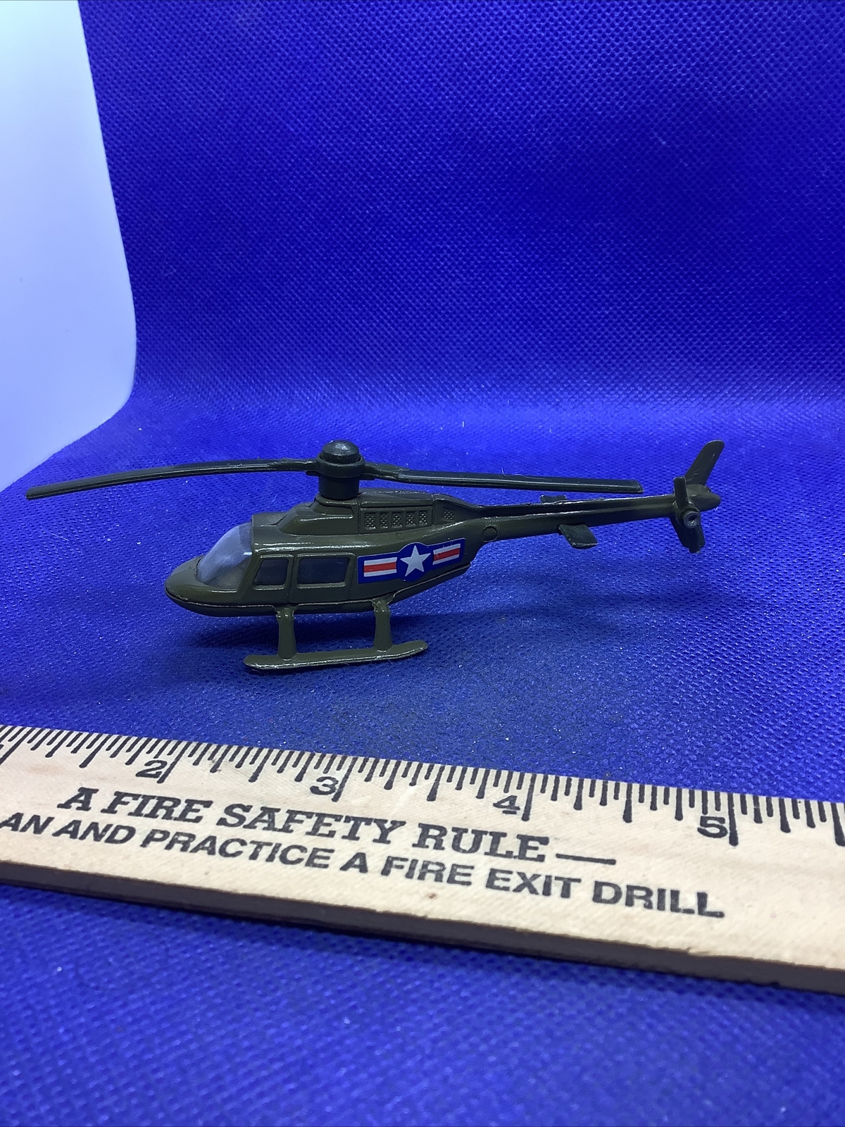Diecast U.S. Army helicopter unbranded