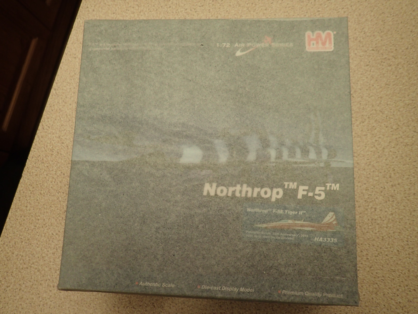 Hobbymaster HA3335 1:72 Northrop F-5E Tiger II Patrouille Suisse Factory Sealed