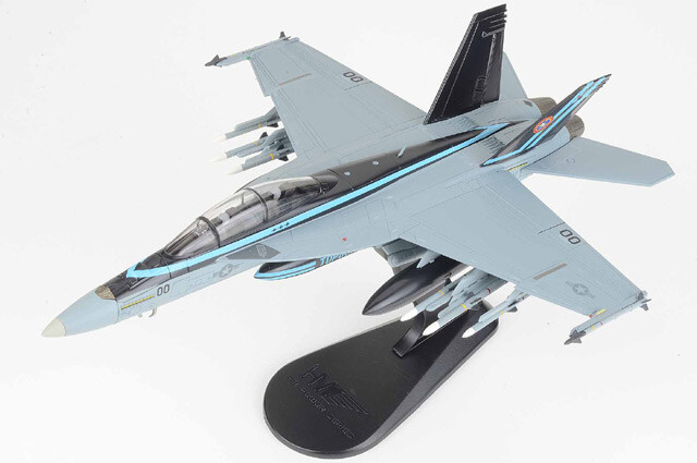 Hobby Master 1/72 F/A-18F Super Hornet Airplane USN NAWDC