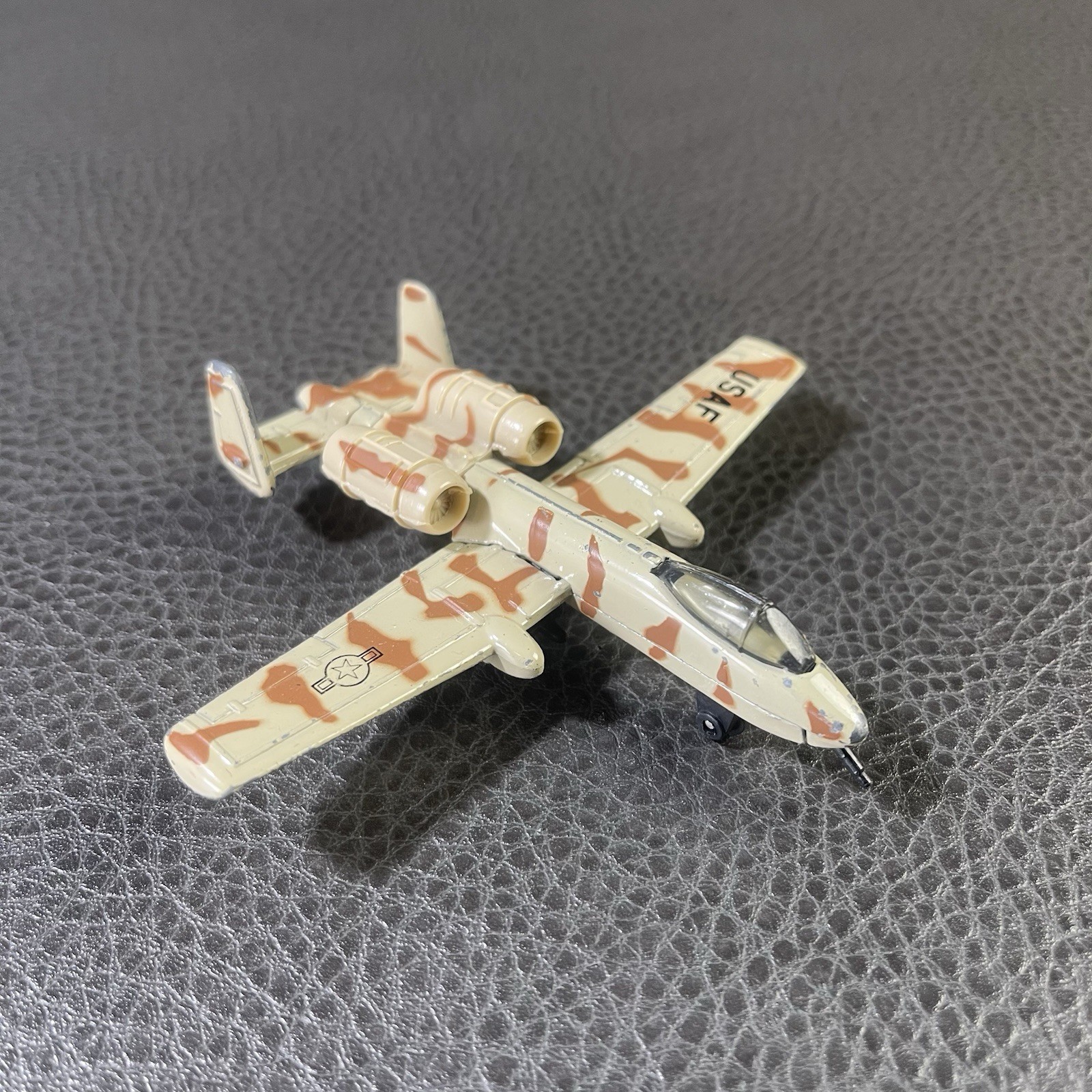 Matchbox A-10 Fairchild Thunderbolt Die-cast Military Jet Desert Camo 1989 Vtg