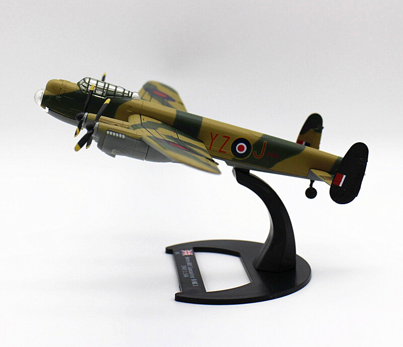 1:144 Scale Alloy Diecast Military Model RAF AVRO 683 Lancaster Bomber Aircraft