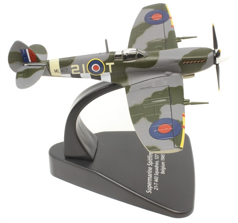 Supermarine Spitfire MK.IX 443 Squadron, RCAF 1945 1/72 Scale Diecast Model