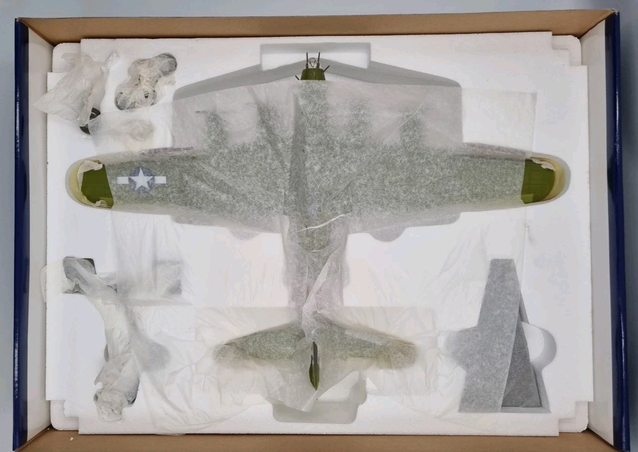 Corgi 1:72 Scale Diecast AA33302 Boeing B-17F Flying Fortress Sweet& Lovely USAF