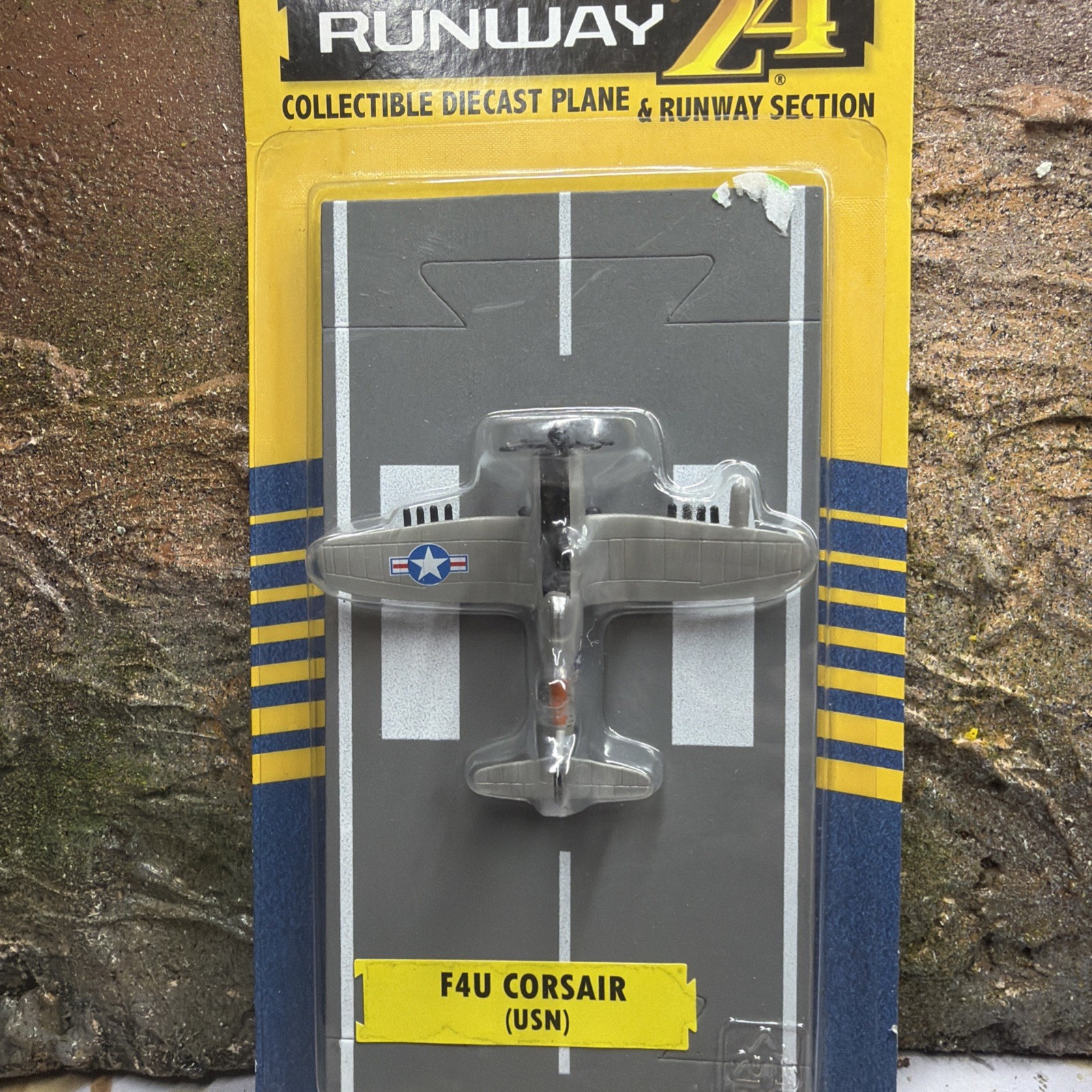 Daron Runway24 Diecast Metal Toy with Runway Section F4U Corsair US Navy Silver