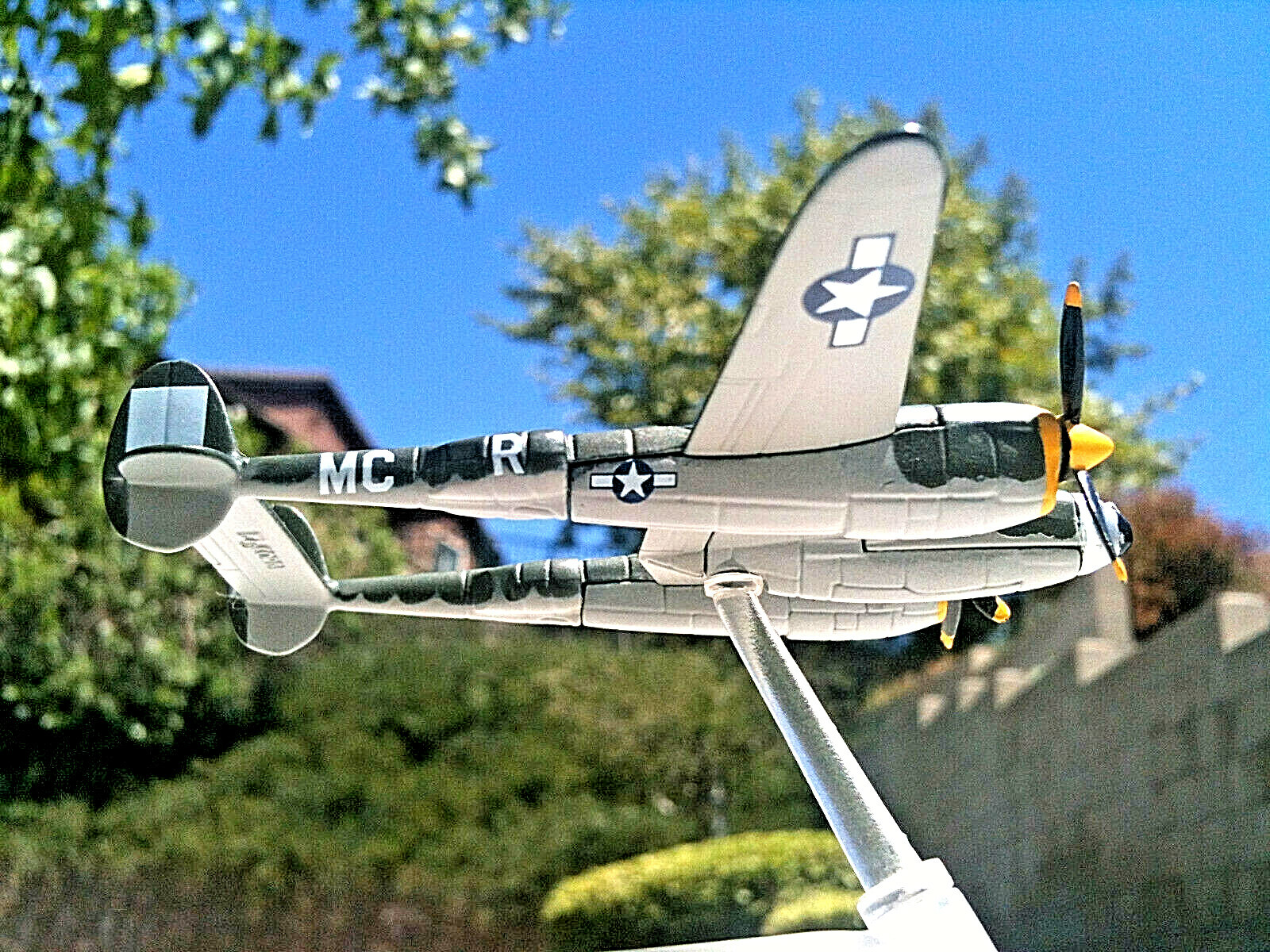 Corgi P-38J Lightning USAF 20th FG, “Gentle Annie”, Harold Rau, 1944 1:147 scale