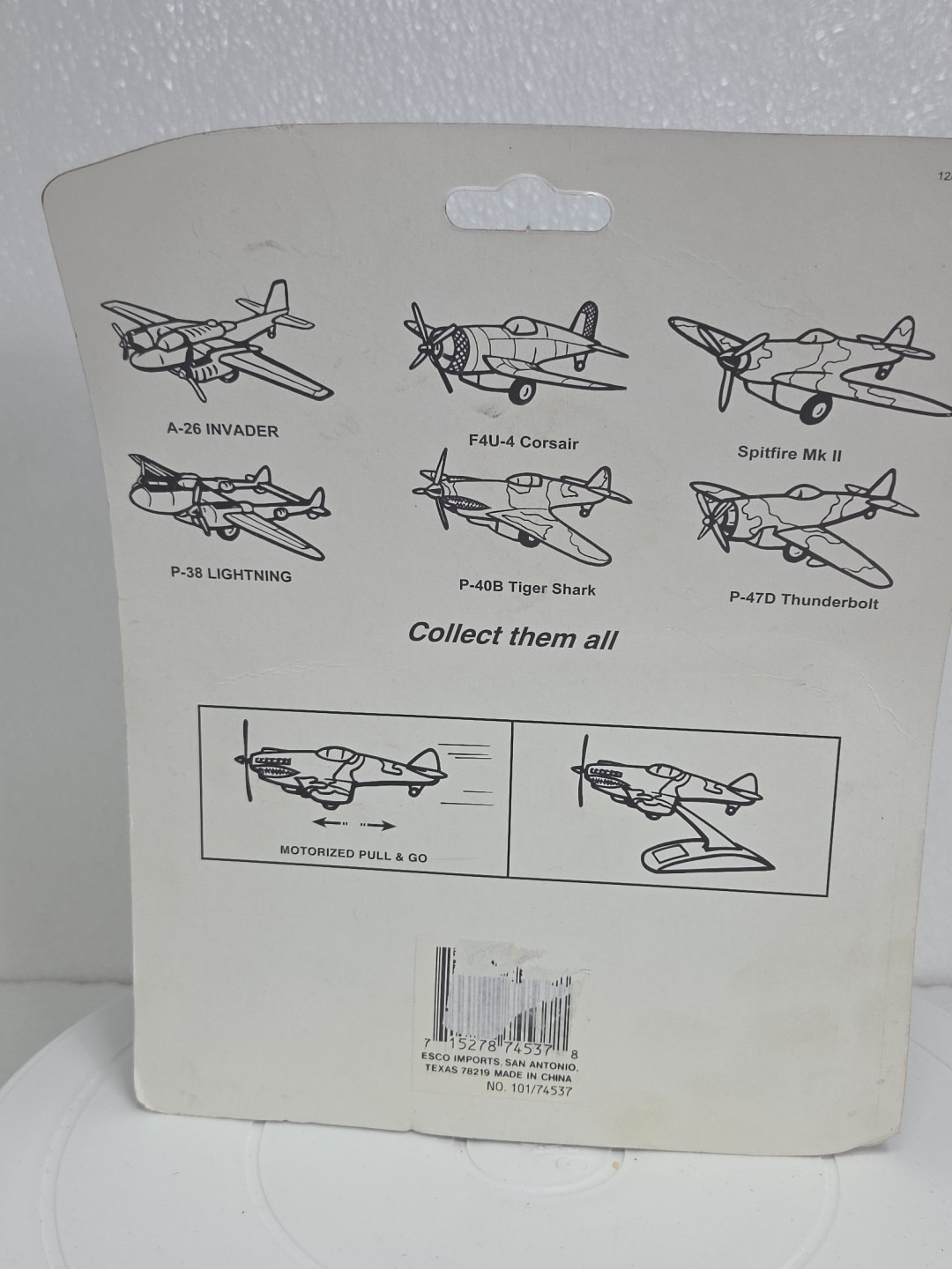 Vintage Classic Air Fighter, Motorized Pull and go, F4U-4 Corsair