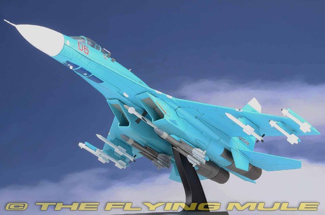 Hobby Master 1:72 Su-27SM Flanker-B Russian Air Force Red 06