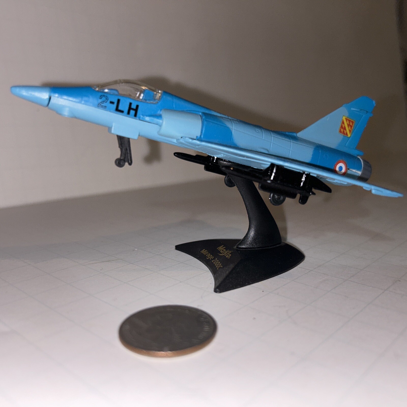 Maisto Mirage 2000C Die-cast Tailwinds Fighter Aircraft Blue Camo 2 L-H w/ Stand