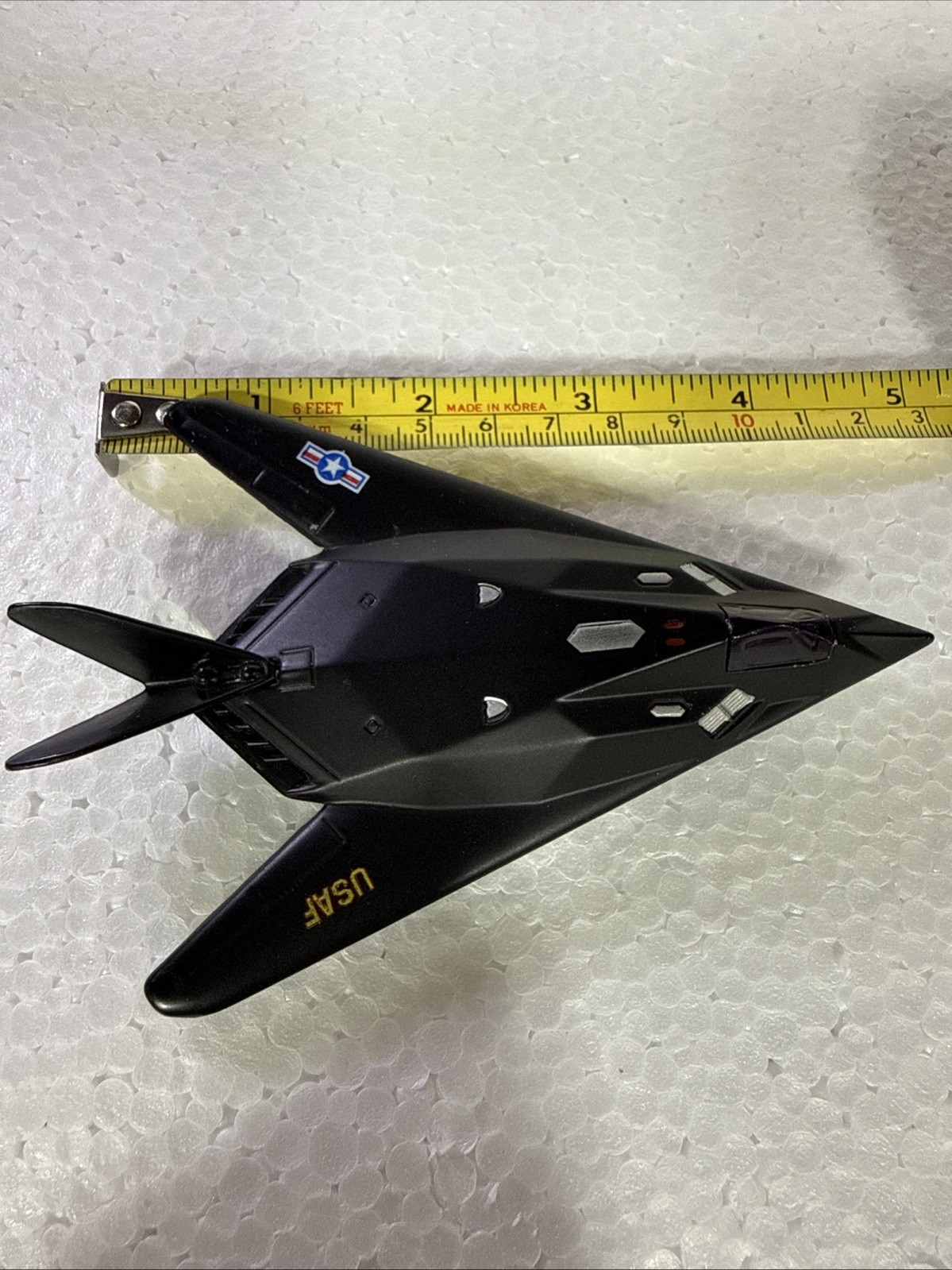 USAF F-117 Nighthawk Daron Pullback Diecast