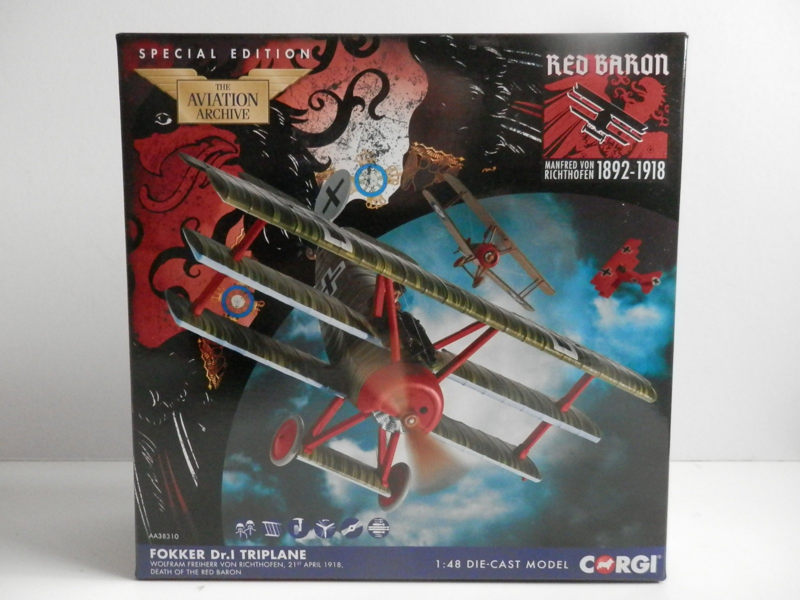 1/48 Scale Corgi Aviation. AA38310.Fokker DR1 Triplane. 1918 Death of Richthofen