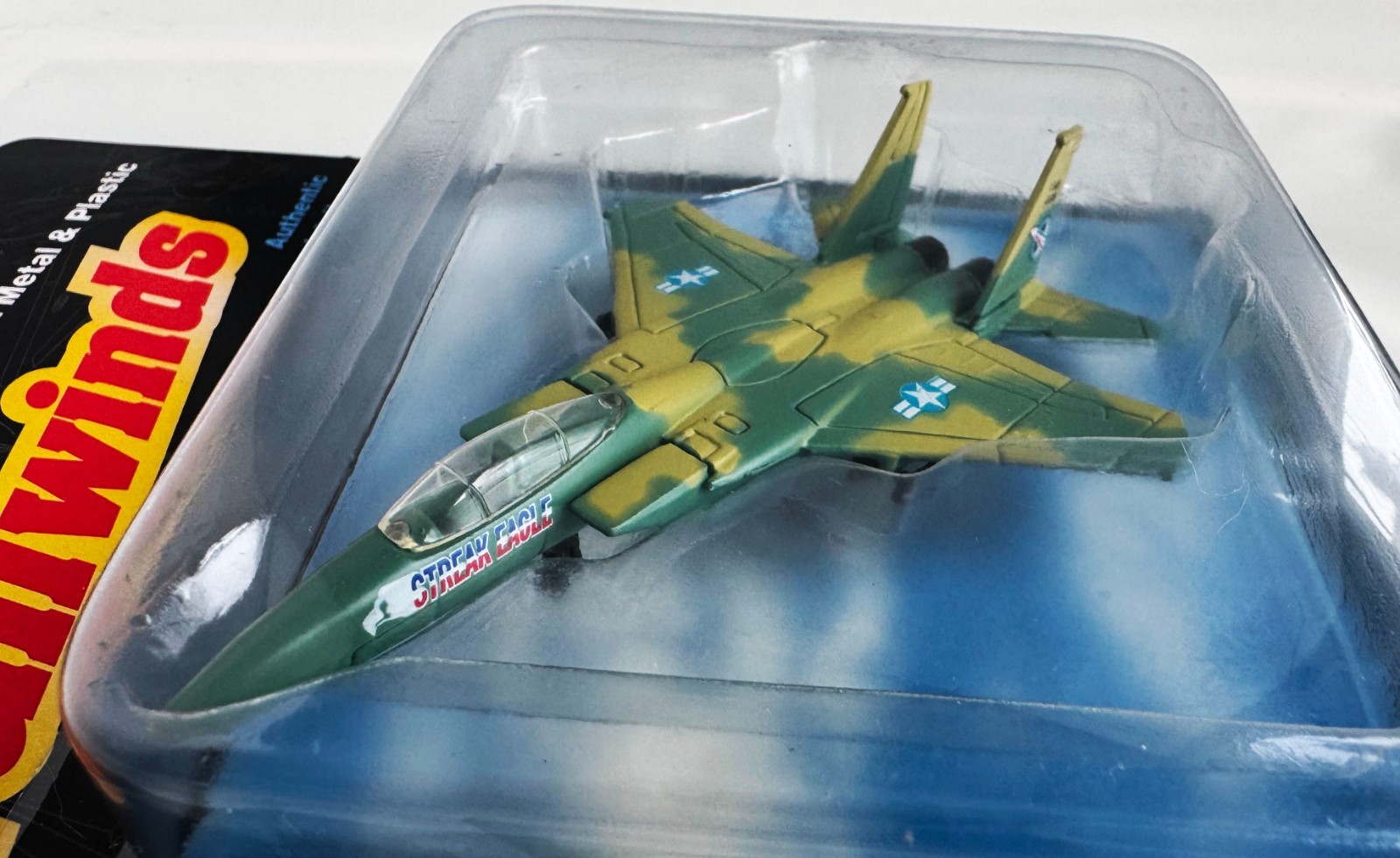 Maisto Tailwinds – F-15 Eagle Fighter Jet – Green Camo