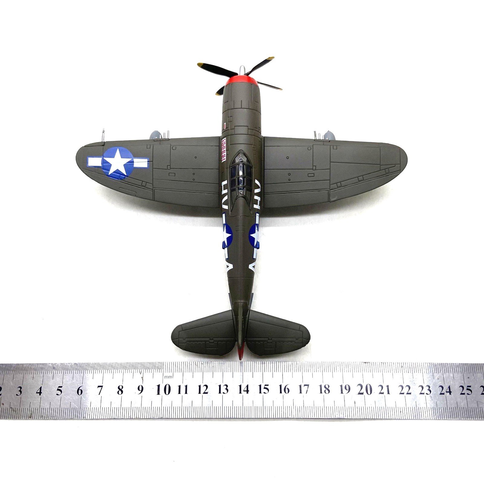 WWII USAAF P-47 Thunderbolt Diecast Model 1:72 15.5cm Alloy Aircraft Collector