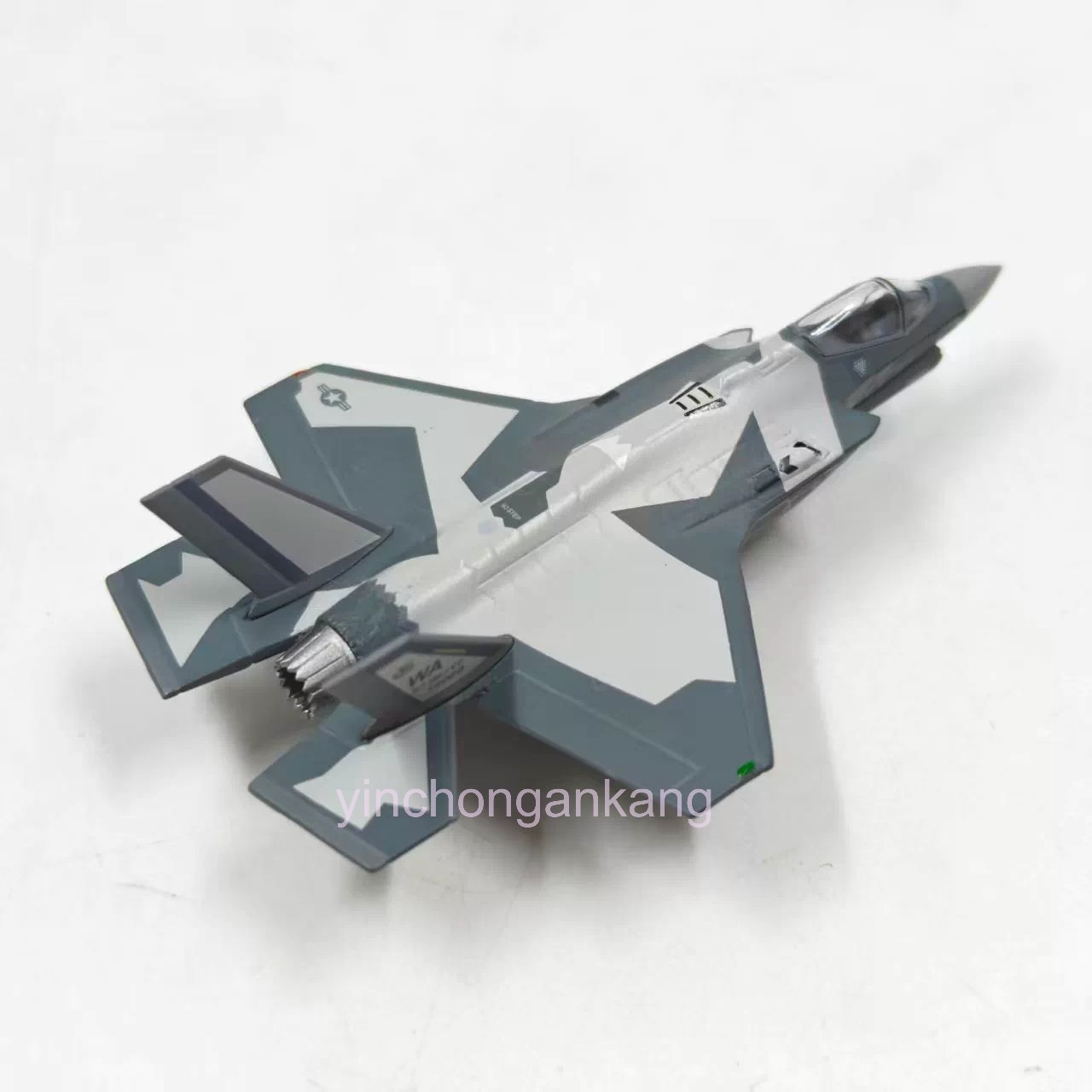 herpa 1/200 Lockheed Martin F-35A Lightning II U.S. Air Force 572941