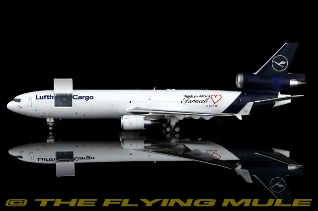 SQ Wings 1:200 MD-11F Lufthansa Cargo D-ALCC Interactive Series