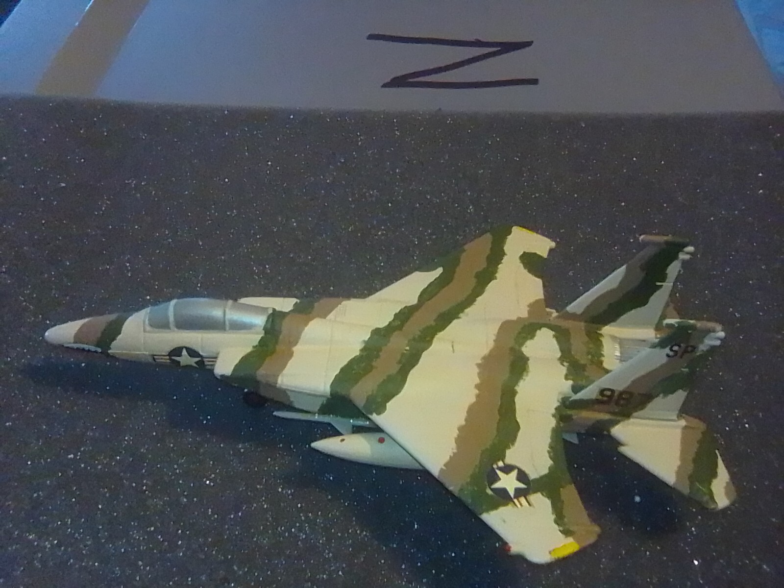 1/100 – 1/110 ERTL aircraft diecast F-15 U.S.A.F. Usado Perfecta Condiciones.