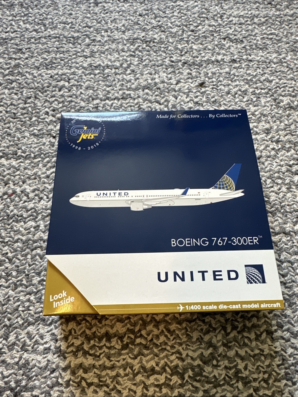 Gemini Jets 767-400 United Airlines N69059 in 1:400