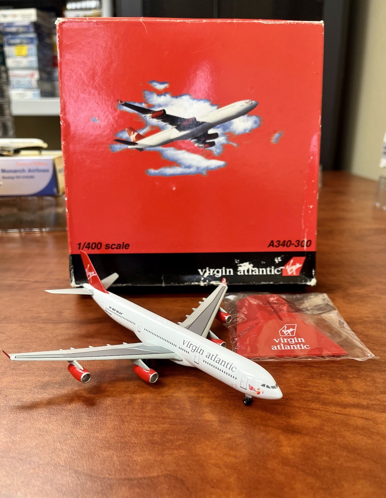 Virgin Atlantic Airbus A340-300 Dragon 1:400 REG: N/A London-Shanghai 5th year