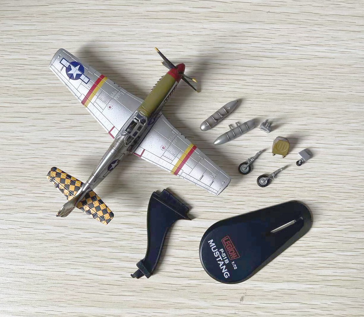 LEGION P-51B Mustang Fighter Sweet Claro II 319TH FS 325TH FG 1/72 Diecast Model