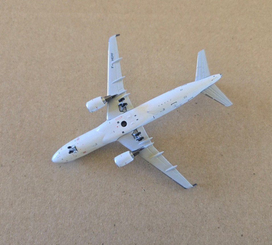 1:400 Airbus A320-200 Air France F-HEPF NG Models