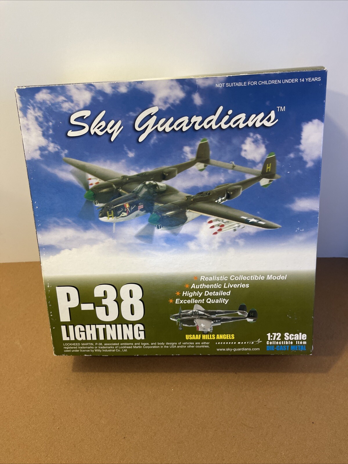 Sky Guardians Lockheed Martin P-38 Lightning USAAF Hills Angels 1:72
