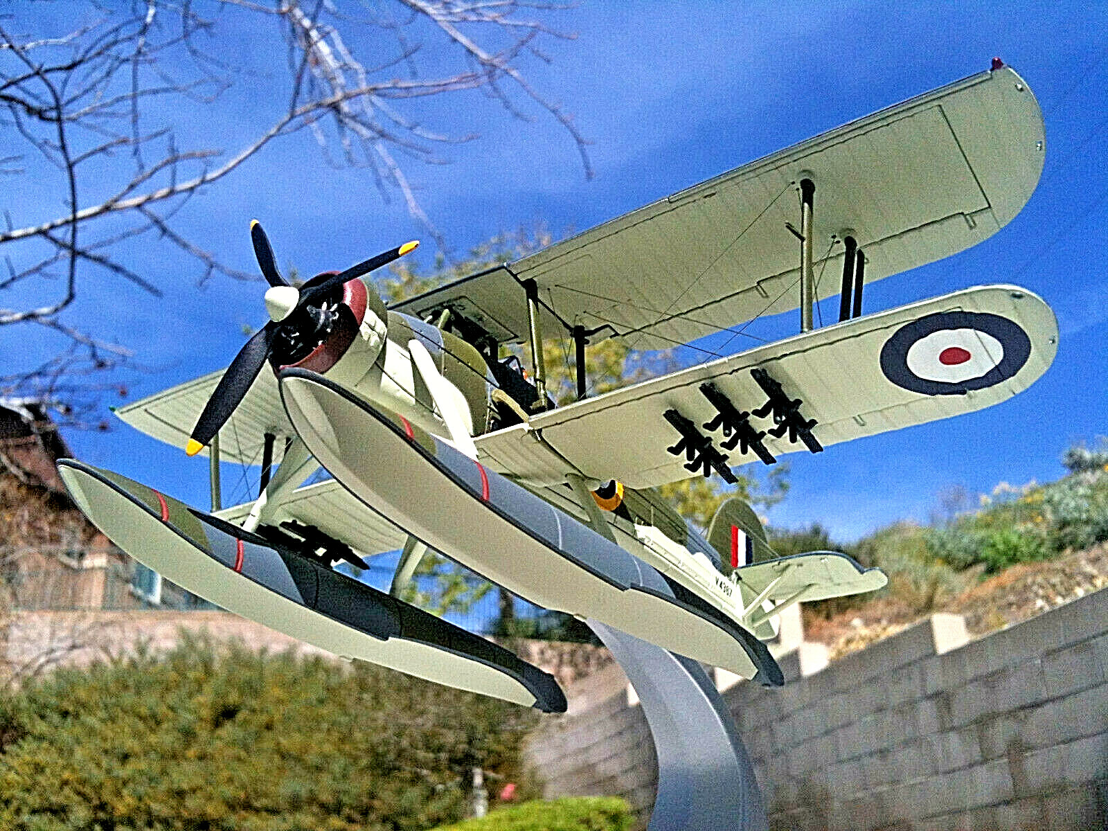 Corgi Fairey Swordfish MK. I Floatplane 701 FLT HMS Malaya Catapult 1940 1:72