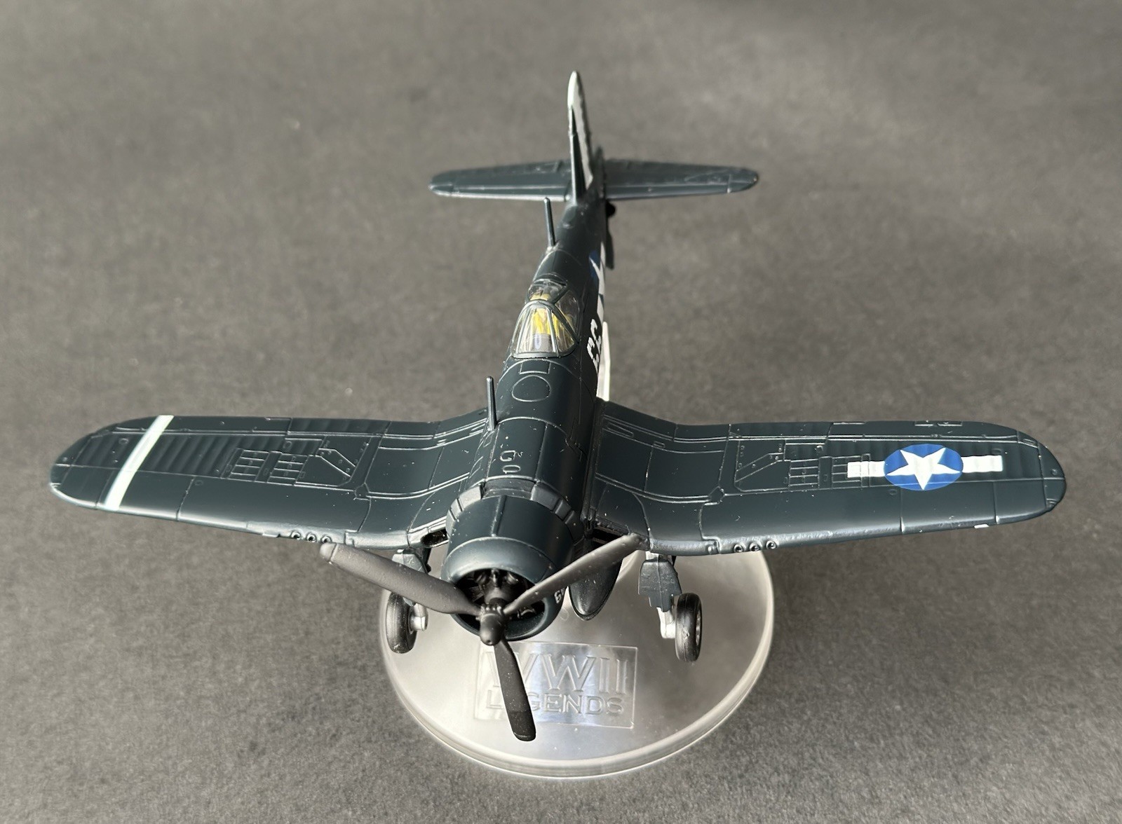 Corgi 1:72 WWII US Navy F4U-1D Corsair Fighter Plane VF-10 USS Intrepid Diecast