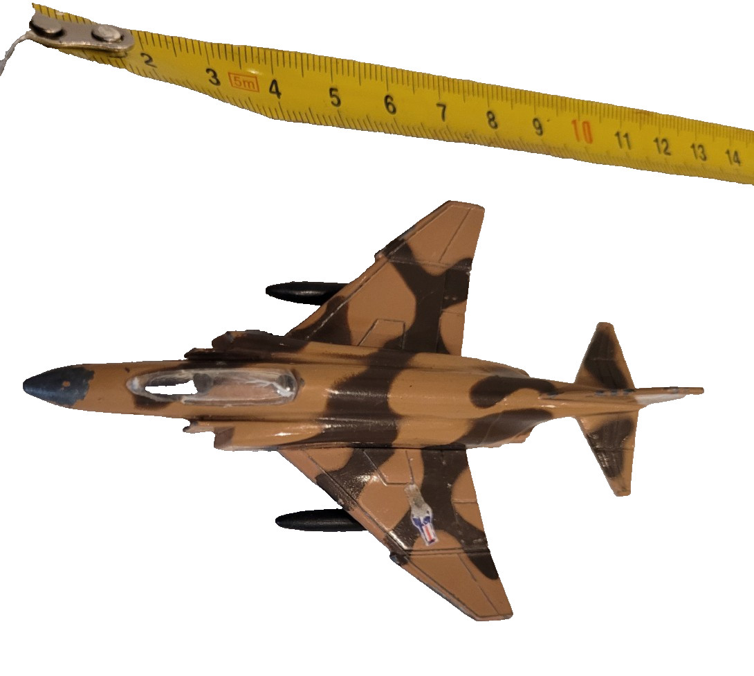 USED Zee Toys Dyna-Flite A118 US Air Force Grumman F-4C Phantom